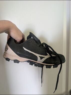 Mizuno Black Baseball Cleats Size 7